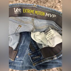 LEE PERFORMANCE EXTREME MOTION MVP MEN'S JEANS, SLIM FIT, TAPERED LEG, 34X32